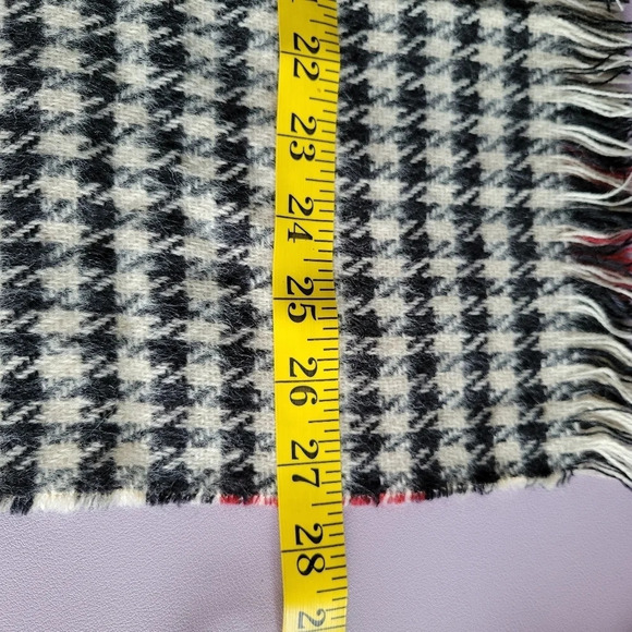 Steve Madden Double Sided Red Plaid Gimham Oversized Scarf - Picture 6 of 6